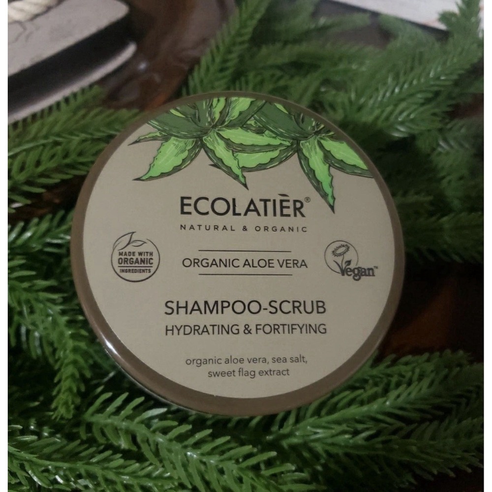 Shampoo Scrub & Scalp Exfoliator with Organic Aloe Vera New & SEALED